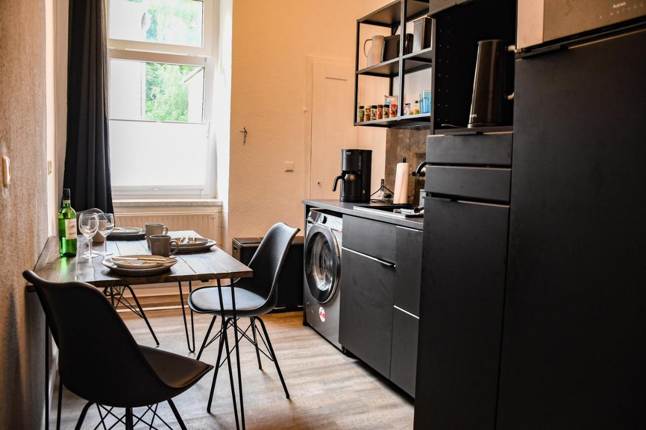 Moderne Ferienwohnung In Direkter Naehe Zur Uni, Netflix Gratis, Wlan, Waschmaschine, Geschirrspueler, Zentrum, Chemnitz Extérieur photo